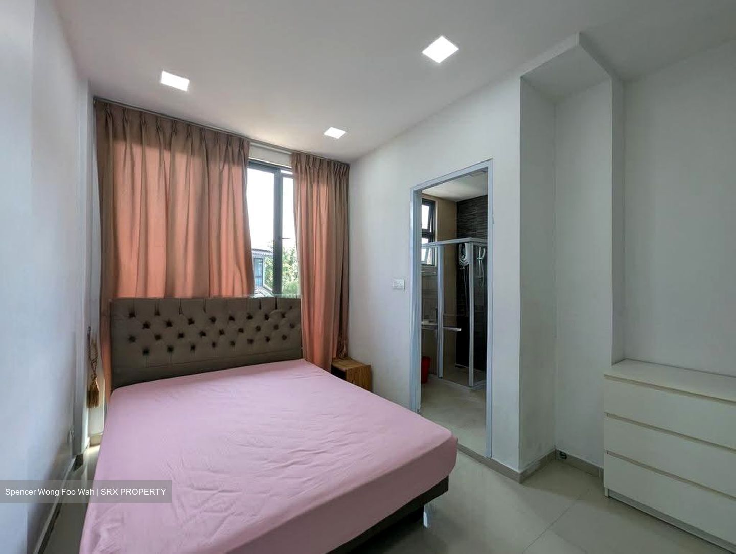 Opera Estate (D15), Terrace #639717031